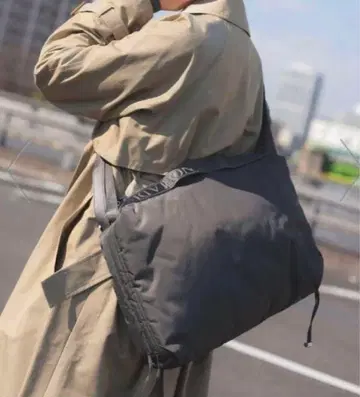 노마디스*NOMADIS 2way 숄더백 다크 그레이 새상품급