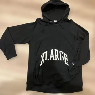XLARGE 블랙 후드티 Champion