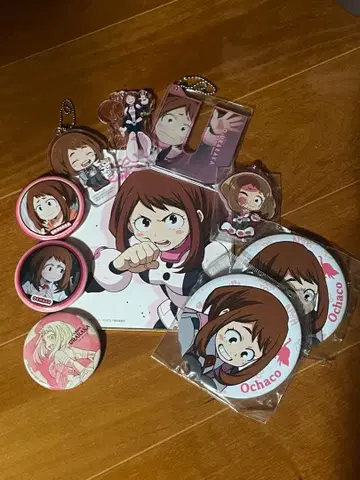 우라라카 오챠코 굿즈 세트