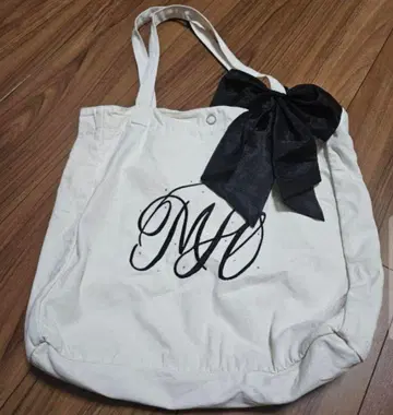 Majestic Legon 리본 모티브 세트 토트백 아이보리