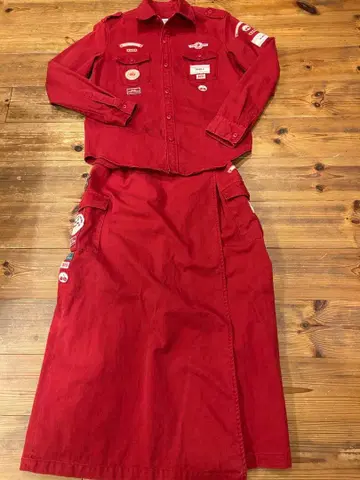 핑크하우스 귀여운 와펜 포함 셋업 빨간색 L