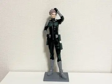 괴수8호 나루미 겐 피규어