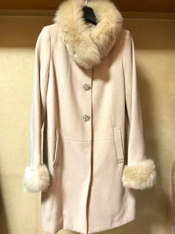 레스 빠세 퍼 티펫 포함 코트