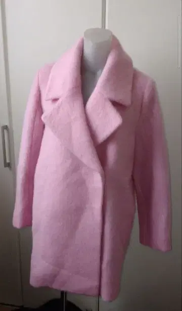 새상품급 deicy 모헤어 샤기 코트 핑크