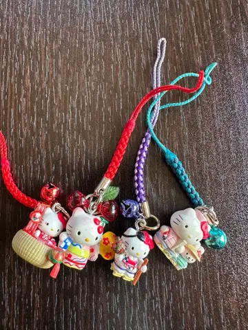 지역 한정 헬로키티 야마가타 한정판 스트랩 4개 세트