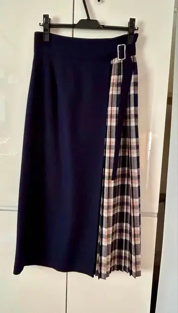 PLST 네이비 체크 플리츠 롱 스커트