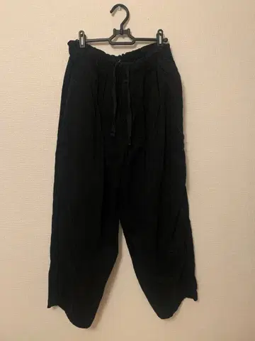 mizuiroind 코듀로이 와이드 카고 팬츠 블랙