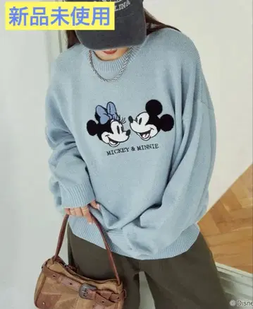 미키 미니 프린트 스웨터