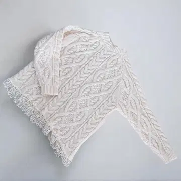 feepur 비대칭 케이블 프린지 니트 택 포함 새상품 사이즈 M