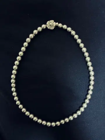 윙크 펄*조개 펄 라이트 그레이 카야마 요시코 프로듀스 실버 목걸이