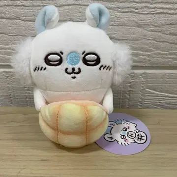 [택 포함] 데스크탑에서 지켜보는 걸이식 봉제 인형 멜론빵 든 모몽가