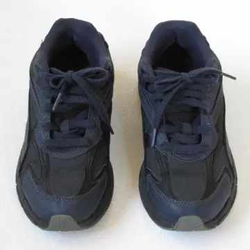 네이비 레이스업 스니커즈