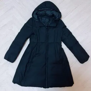 martinique 블랙 후드 부착 다운 자켓