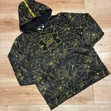 언더아머 거미줄 후드티 블랙/옐로우 컬러 수입