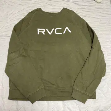 RVCA 올리브 그린 맨투맨