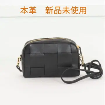 퓨어모에나 블랙 숄더백