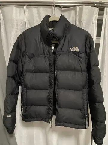 THE NORTH FACE 눕시 블랙 다운 자켓