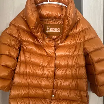 HERNO 헬레노 초경량 다운 코트 40