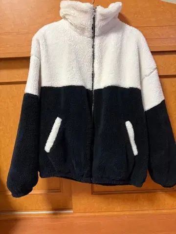 보아 블루종 블랙 화이트 M