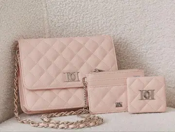 Darich DD 로고 퀼팅 트래블 세트 핑크