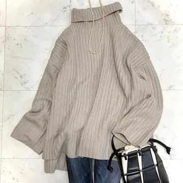 새상품급 EVERYDAY I LIKE. 터틀넥 니트