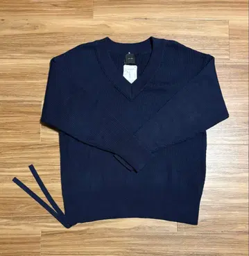 Spick & Span 캐시미어 혼방 V넥 니트 네이비