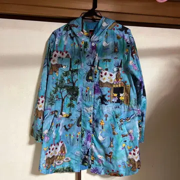 알베로베로 얇은 소재 코트