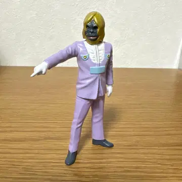 우주원인 고리 스펙트루맨 유진 가챠 특촬물 쇼와 피규어