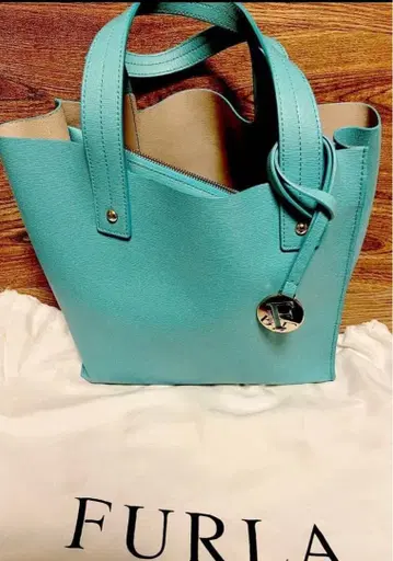 훌라 샐리 토트 백 선명한 블루그린