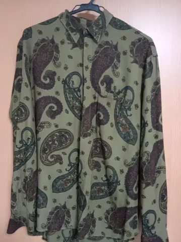 이탈리아제 페이즐리 무늬 긴팔 셔츠