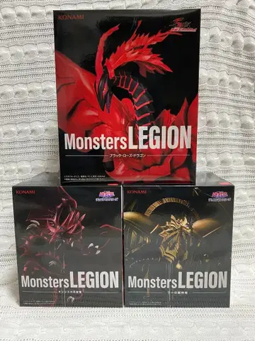 유희왕 블랙 로즈 드래곤 & 오시리스의 천공룡 & 라의 익신룡 피규어