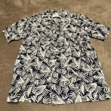 한 번 착용 quadro 쿠오드로 오픈 반팔 셔츠 하와이안 셔츠