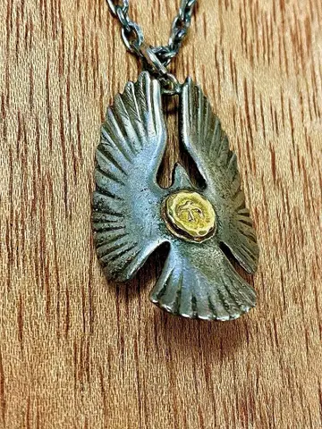 고로즈 금 메탈 부착 이글 탑 세로 체인 올드 아이템