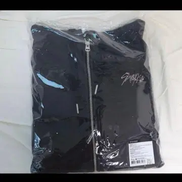 스키즈 집업 후드티 미개봉 새상품 트레이딩 카드 없음