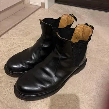 닥터마틴 첼시 부츠 27cm UK8