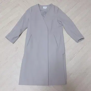 뷰티 앤 유스 V넥 노카라 롱 코트