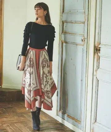 [새상품급] 31 sons de mode 스카프 패턴 플레어 스커트