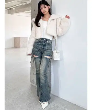 RESEXXY 컷 아웃 리본 데님 팬츠 블루 XS