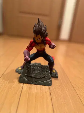 드래곤볼 베지터 피규어