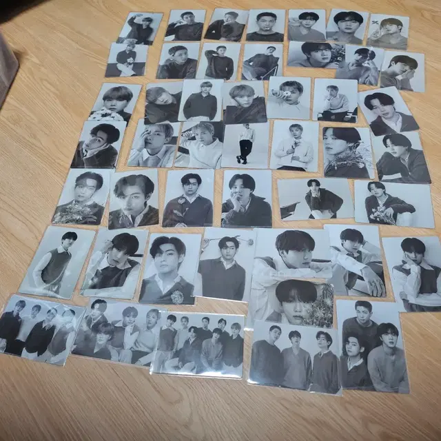 드볼 모노크롬 bts 방탄 미니포카