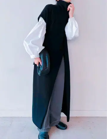 터틀넥 슬릿 롱 드레스