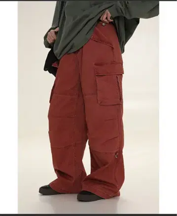 MASONPRINCE 카고 팬츠 타카토 착용