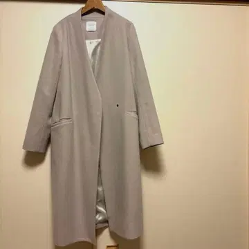 베이지 노카라 코트