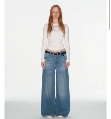 Crew neck basic long sleeve top_white