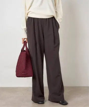 IENA 워셔블 아세테이트 트윌 턱 팬츠