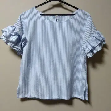 strawberry-fields 소매 프릴 블라우스