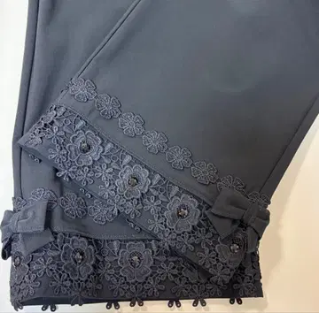 '25AW 슈퍼 뷰티 꽃 레이스 비쥬 하이 텐션 팬츠 44