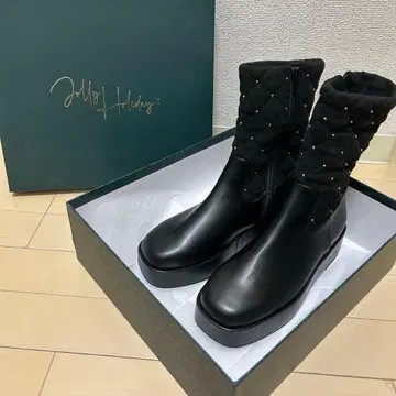 [ 미사용 ] RANDA 우천 겸용 퀼팅 볼륨 밑창 부츠 박스 포함 란다