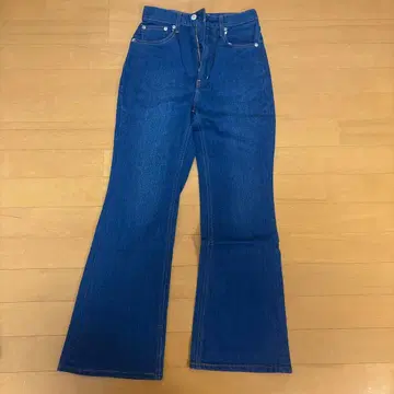 SLY JEANS 다크 블루 부츠컷 데님