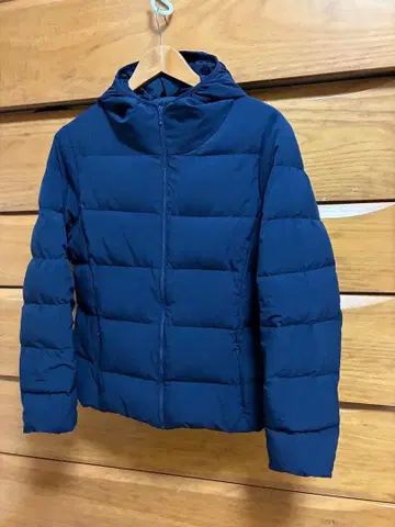REI RISEE 새상품급 네이비 후드 부착 다운 자켓 L 다운 80